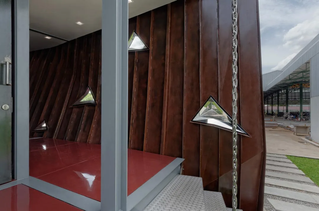 Diamonds &&nbsp;Rust