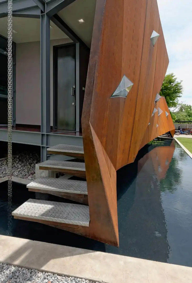 Diamonds &&nbsp;Rust