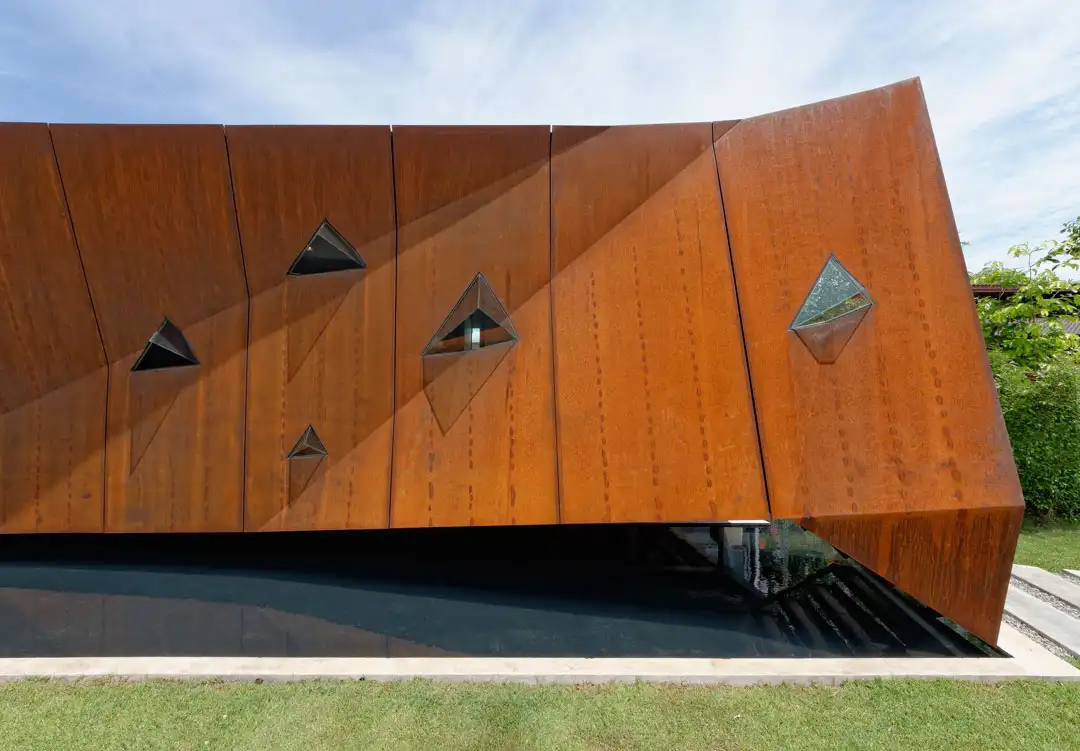 Diamonds &&nbsp;Rust